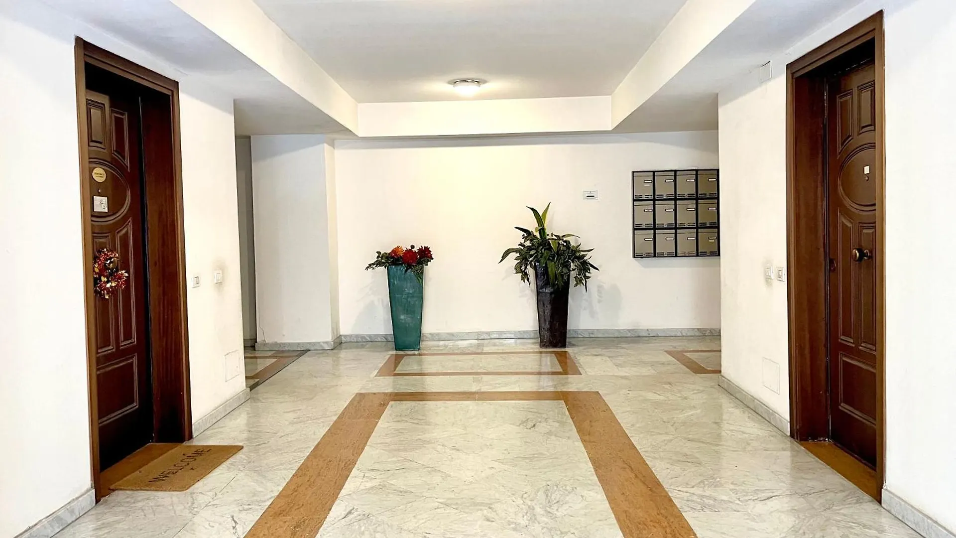 Oltrarno Hideway With Garage Apartment Florence